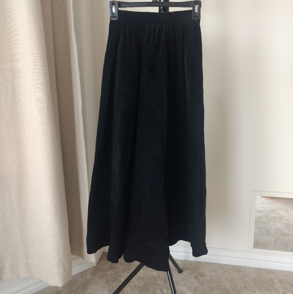 Neiman Marcus N club M vintage suede skirt maxi black size xs